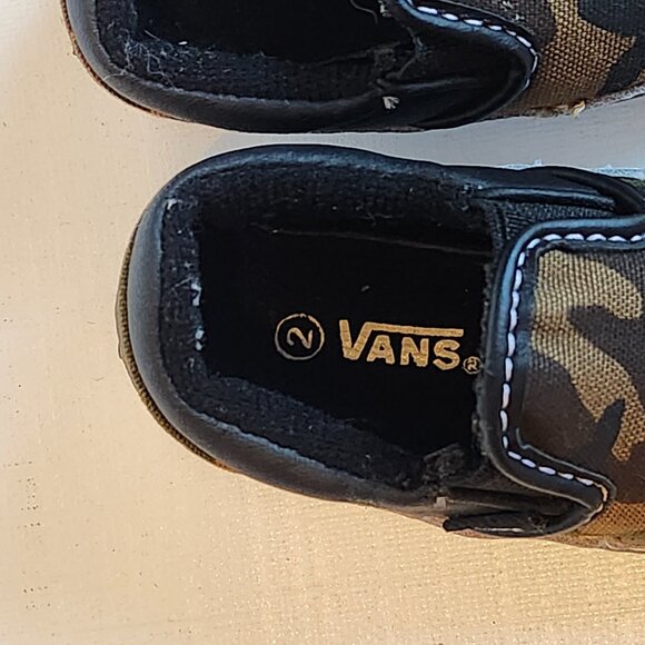 Vans Infant Old Skool Slip On Crib Shoes CAMO Size 2 6-12 Weeks Old BNWOT - Picture 10 of 11